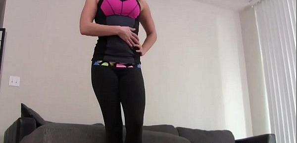  These skin tight yoga pants make my ass look amazing JOI